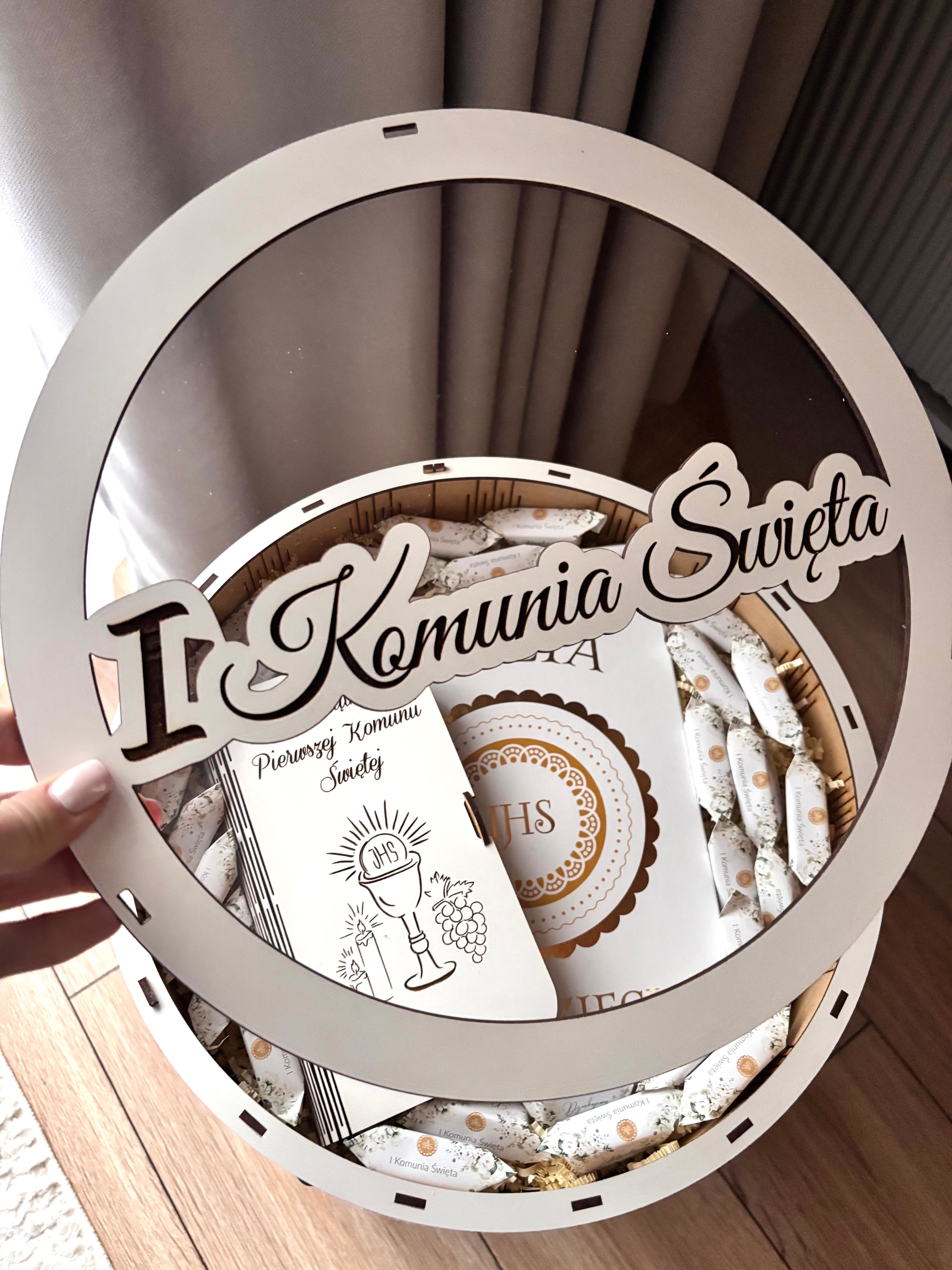Box prezentowy na I Komunię Świętą z kopertą 33 cm